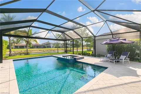 4452 Aurora St, Naples, FL 34119