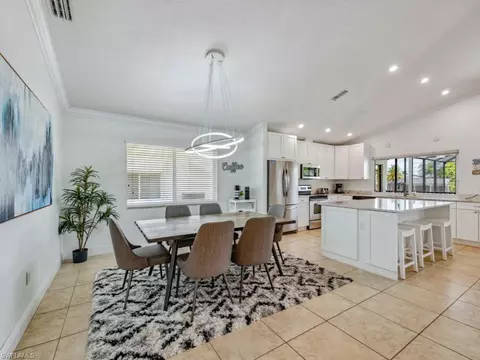 481 Lagoon Ave, Naples, FL 34108 photo 11