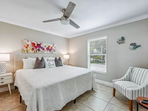 481 Lagoon Ave, Naples, FL 34108 photo 17