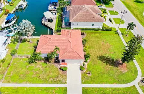 451 Sand Hill St, Marco Island, FL 34145