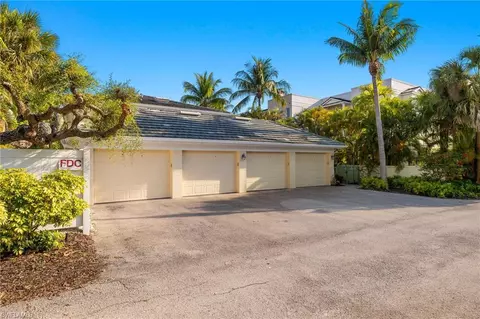 Exterior - 445 3rd Ave S #200, Naples, FL 34102 photo 5 of 10