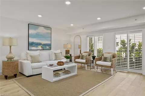 445 3rd Ave S #200, Naples, FL 34102