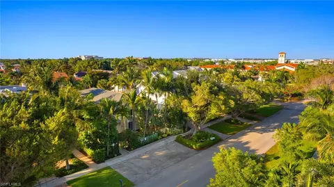 View/Area - 445 3rd Ave S #200, Naples, FL 34102 photo 1 of 9