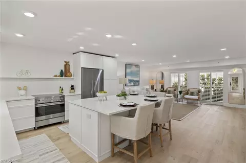Kitchen - 445 3rd Ave S #200, Naples, FL 34102 photo 3 of 5