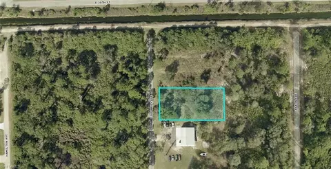1918 Columbus Ave, Lehigh Acres, FL 33972