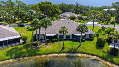 1342 Park Lake Dr, Naples, FL 34110