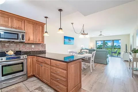 Kitchen - 21 High Point Cir E #309, Naples, FL 34103 photo 2 of 2