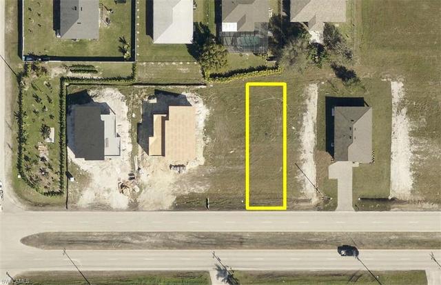 1823 Embers Pkwy W, Cape Coral, FL 33993