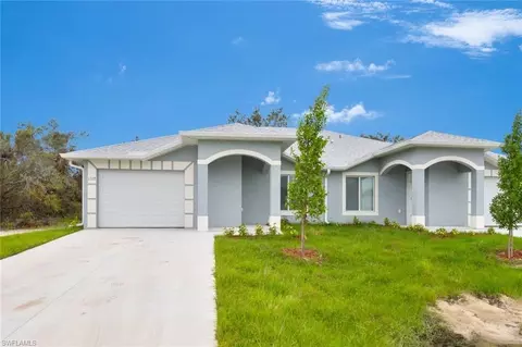 1117-1119 Ichabod Ave S, Lehigh Acres, FL 33973