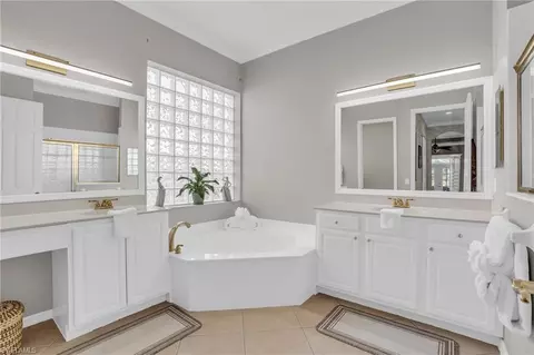 83 Glen Eagle Cir, Naples, FL 34104 photo 17