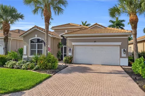 83 Glen Eagle Cir, Naples, FL 34104 photo 2
