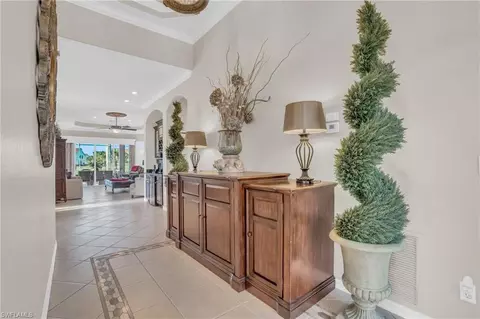 83 Glen Eagle Cir, Naples, FL 34104 photo 3