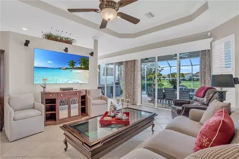 83 Glen Eagle Cir, Naples, FL 34104 photo 4