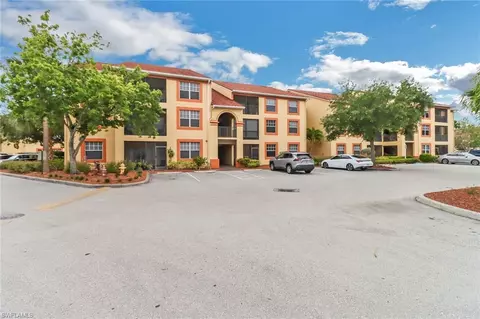 7965 Preserve Cir #715, Naples, FL 34119