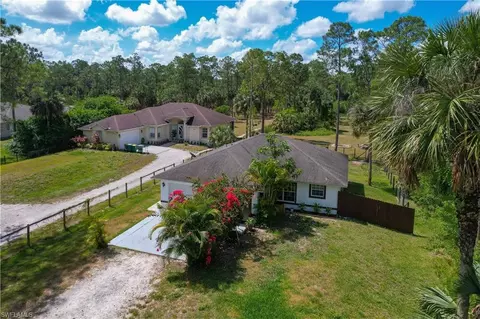 2860 18th Ave NE, Naples, FL 34120