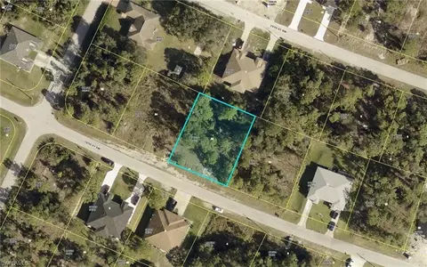 4462-4462 30th St SW, Lehigh Acres, FL 33973