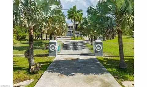 3265 56th Ave NE, Naples, FL 34120