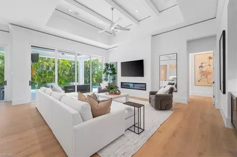 Living - 625 Parkview Ln, Naples, FL 34103 photo 2 of 3