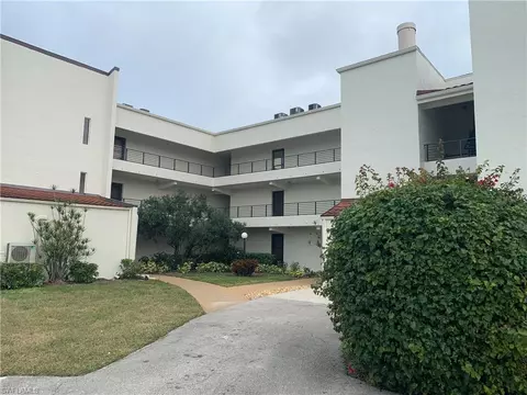3615 Boca Ciega Dr #305, Naples, FL 34112