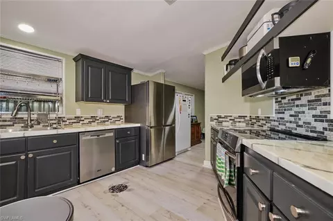 928 Yacht Club Way NW, Moore Haven, FL 33471