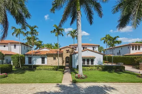 1461 Anhinga Pt, Naples, FL 34105