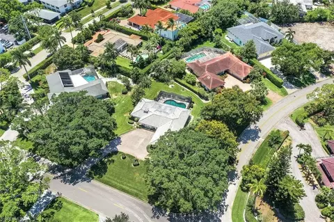770 Anchor Rode Dr, Naples, FL 34103 photo 9