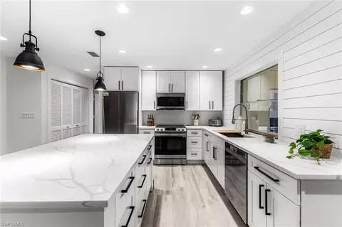 4688 Lakewood Blvd #K8, Naples, FL 34112