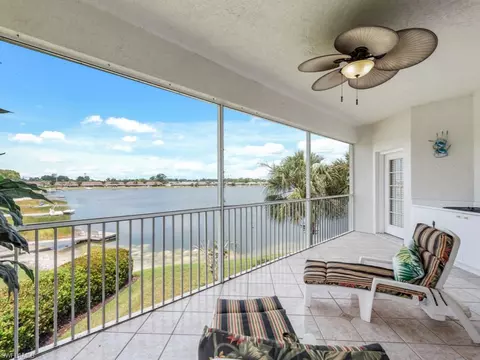 3240 Crown Pointe Blvd #201, Naples, FL 34112