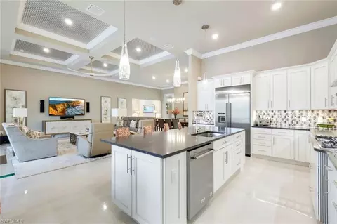 9251 Plover Dr, Naples, FL 34120 photo 13