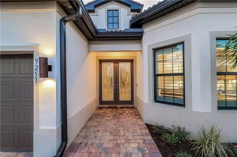 9251 Plover Dr, Naples, FL 34120 photo 8