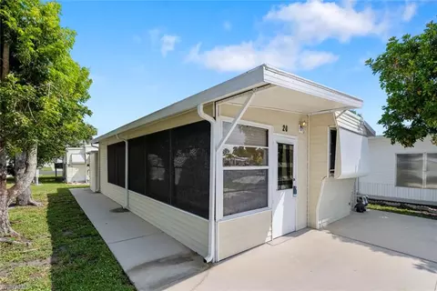 20 Jasper Dr #20JR, Naples, FL 34114