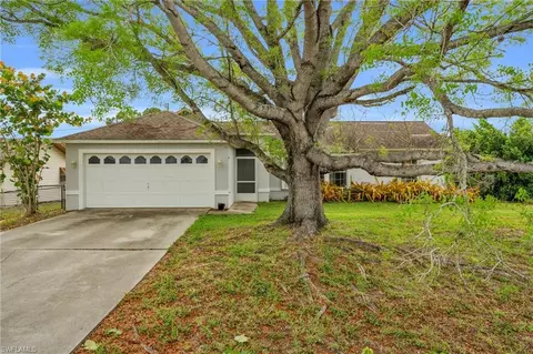 18447 Fuchsia Rd, Fort Myers, FL 33967