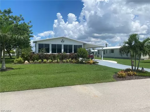 26291 Queen Mary Ln, Bonita Springs, FL 34135