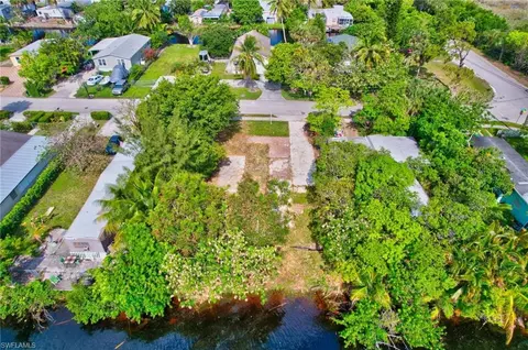 46 Moon Bay St, Naples, FL 34114 photo 20