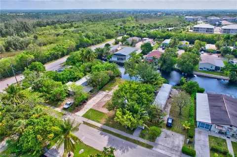 46 Moon Bay St, Naples, FL 34114 photo 26