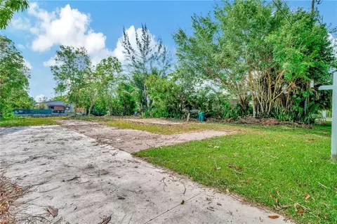 46 Moon Bay St, Naples, FL 34114 photo 30