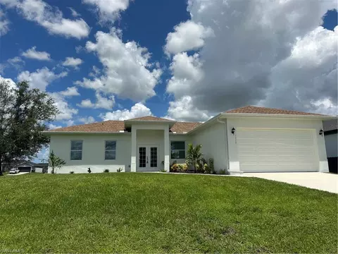 1510 NE 7th Pl, Cape Coral, FL 33909