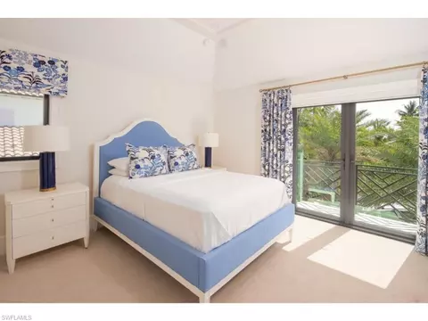 Bedroom - 3540 Gin Ln, Naples, FL 34102 photo 4 of 4