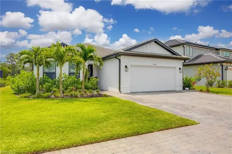 10424 Ventana, Naples, FL 34120