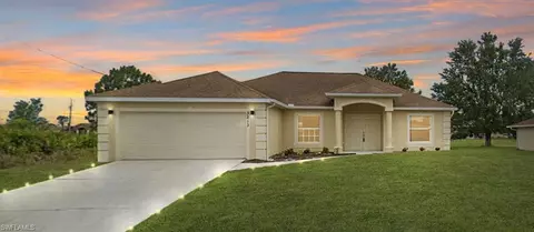 3213 8th St W, Lehigh Acres, FL 33971