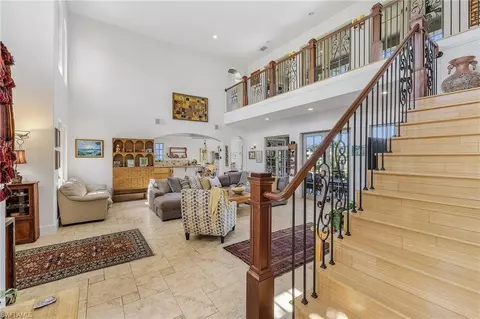 401 Hawser Ln, Naples, FL 34102 photo 21