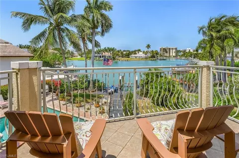 401 Hawser Ln, Naples, FL 34102 photo 47