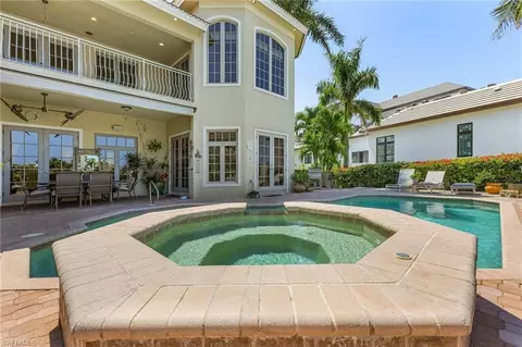 401 Hawser Ln, Naples, FL 34102 photo 25