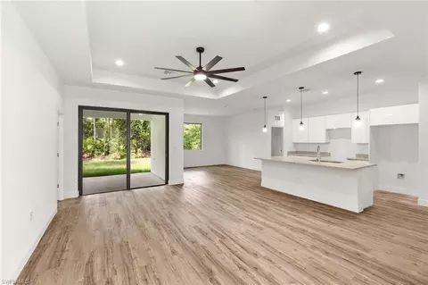 1055 Milwaukee Blvd, Lehigh Acres, FL 33974