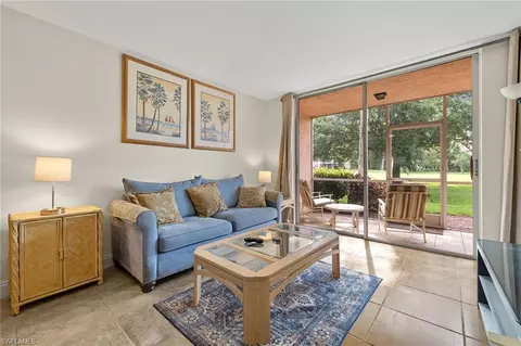 200 Turtle Lake Ct #108, Naples, FL 34105