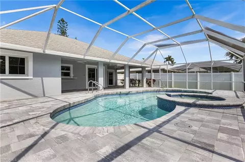 3478 14th St N, Naples, FL 34103