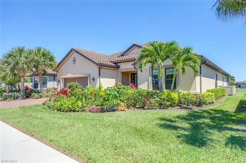 8382 Viale Cir, Naples, FL 34114