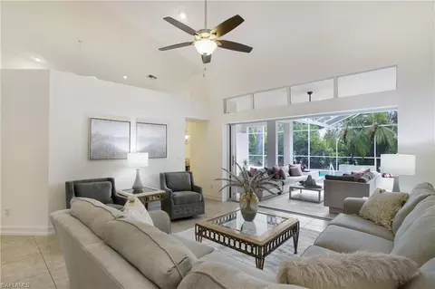 228 Monterey Dr, Naples, FL 34119 photo 6