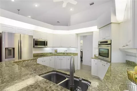228 Monterey Dr, Naples, FL 34119 photo 21