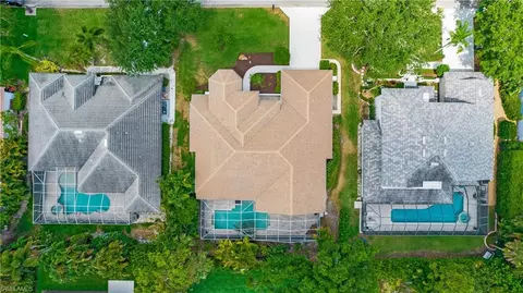 228 Monterey Dr, Naples, FL 34119 photo 41